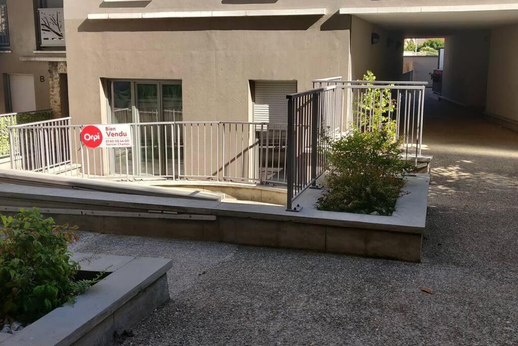Cocon De Champs *Disney*Paris*Wifi* Champs-Sur-Marne Exterior foto